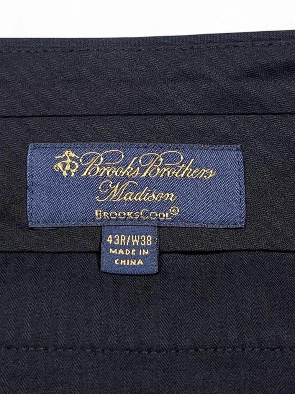 Brooks Brothers Madison Brookscool Wool Navy Suit Men's Size 43R W37 L27 Pleated